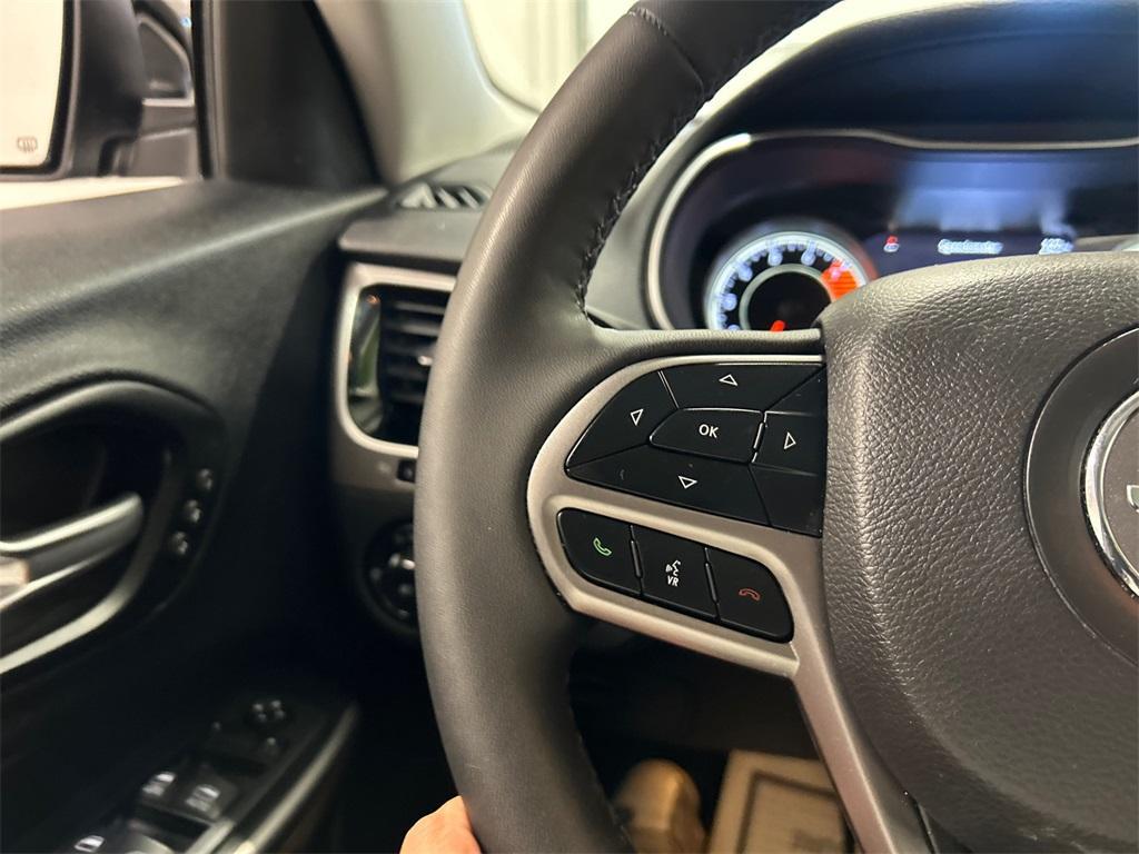 used 2022 Jeep Cherokee car, priced at $28,350