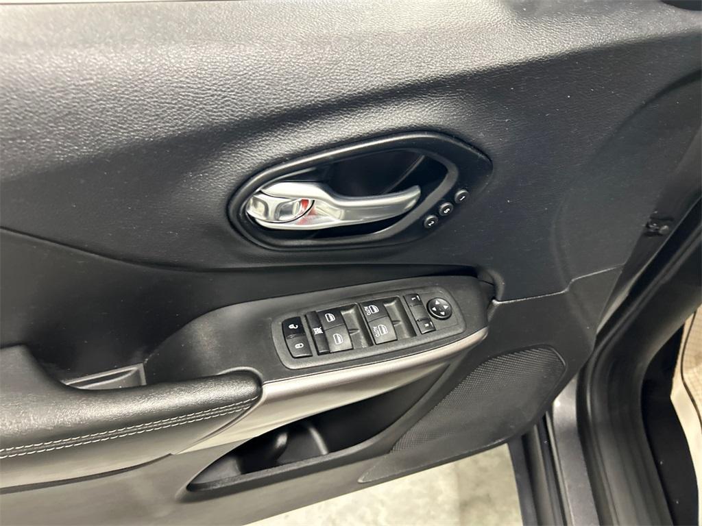 used 2022 Jeep Cherokee car, priced at $28,350