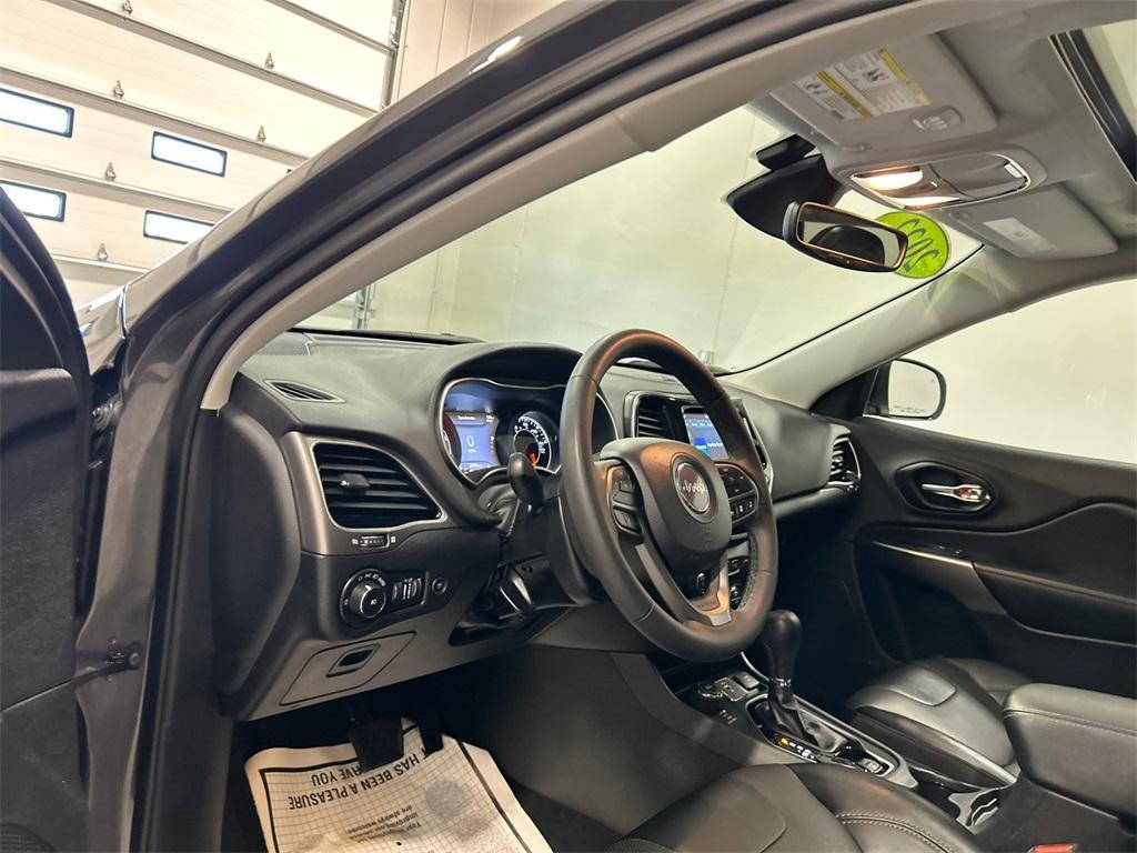 used 2022 Jeep Cherokee car, priced at $28,350