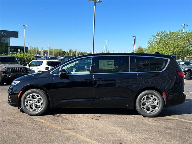 new 2024 Chrysler Pacifica car, priced at $41,869