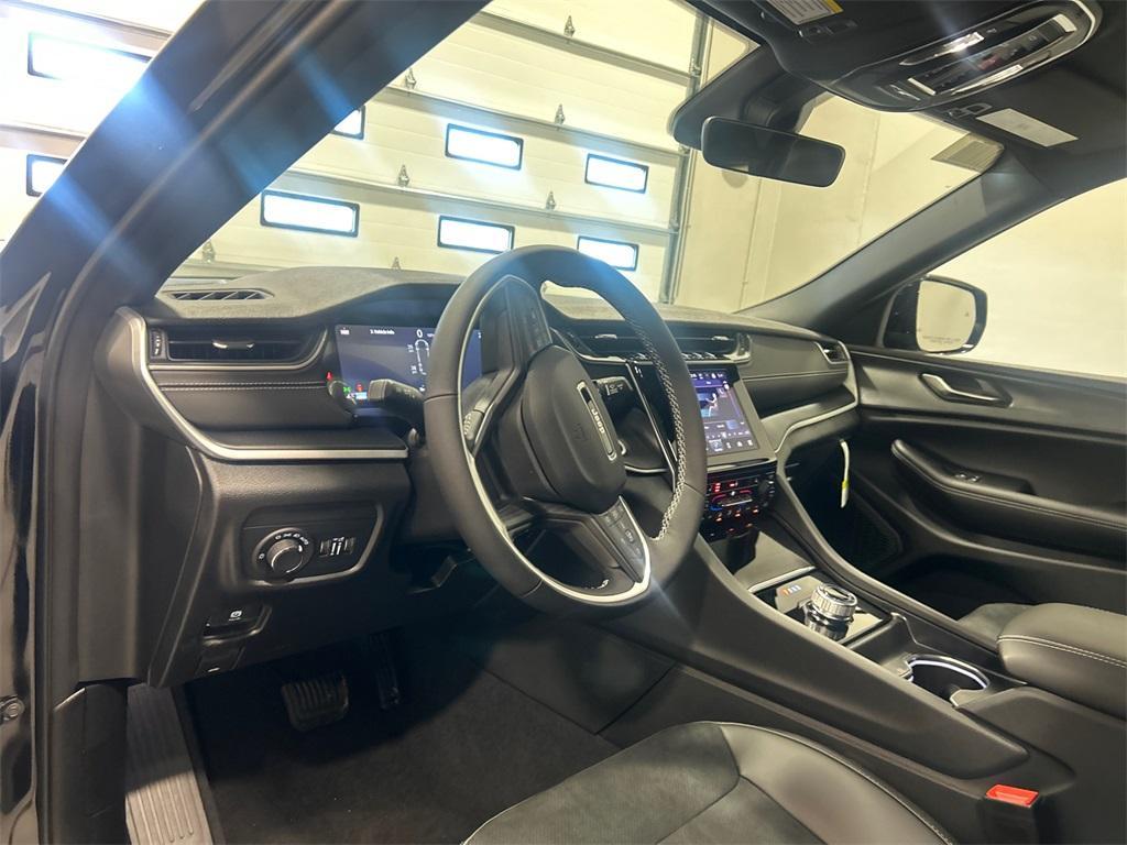 new 2025 Jeep Grand Cherokee L car, priced at $38,132