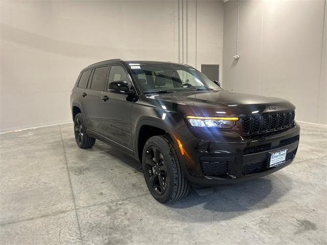 new 2025 Jeep Grand Cherokee L car, priced at $45,082