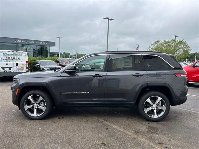 new 2024 Jeep Grand Cherokee car, priced at $45,509