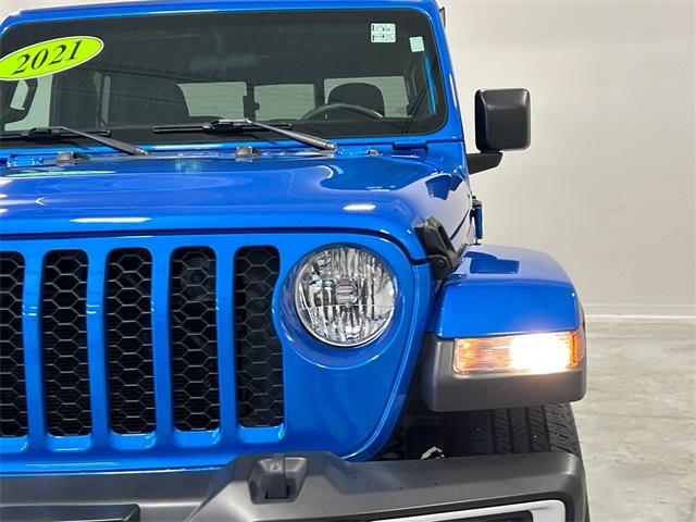 used 2021 Jeep Gladiator car, priced at $31,150