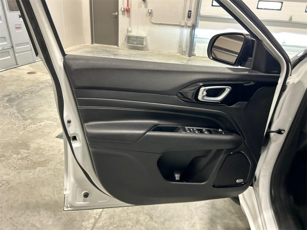 used 2022 Jeep Compass car, priced at $27,650