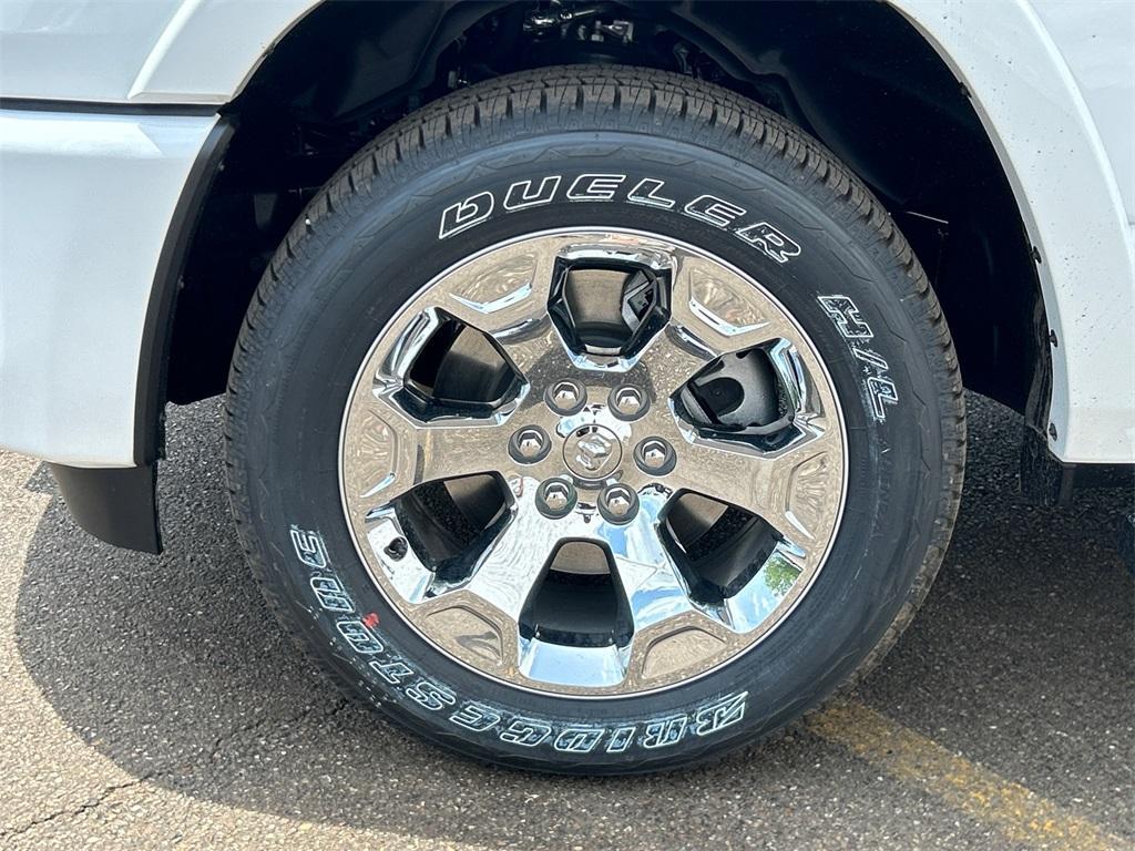new 2025 Ram 1500 car, priced at $52,811