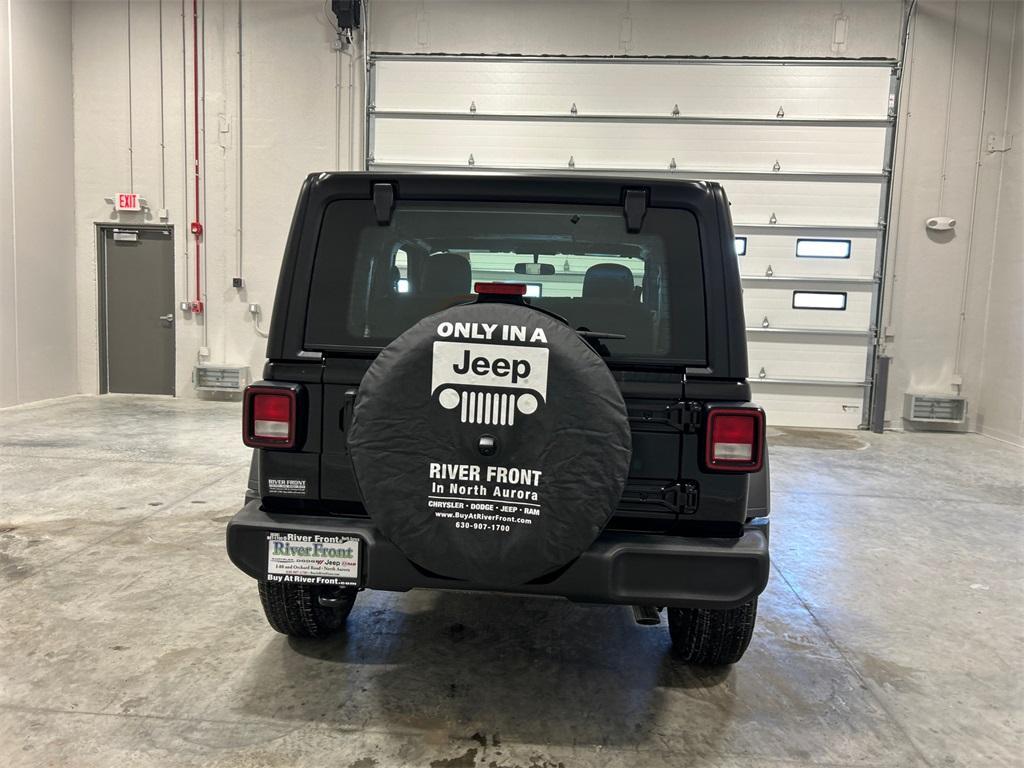 new 2025 Jeep Wrangler car, priced at $32,721