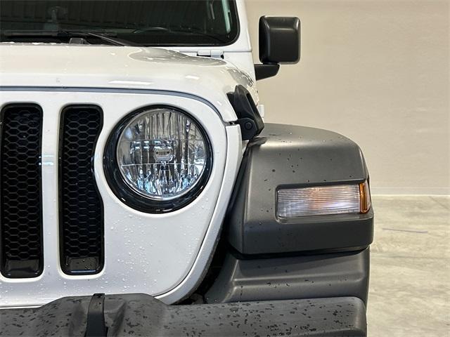 used 2020 Jeep Wrangler Unlimited car, priced at $31,950