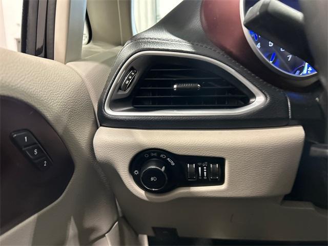 used 2018 Chrysler Pacifica car, priced at $16,950