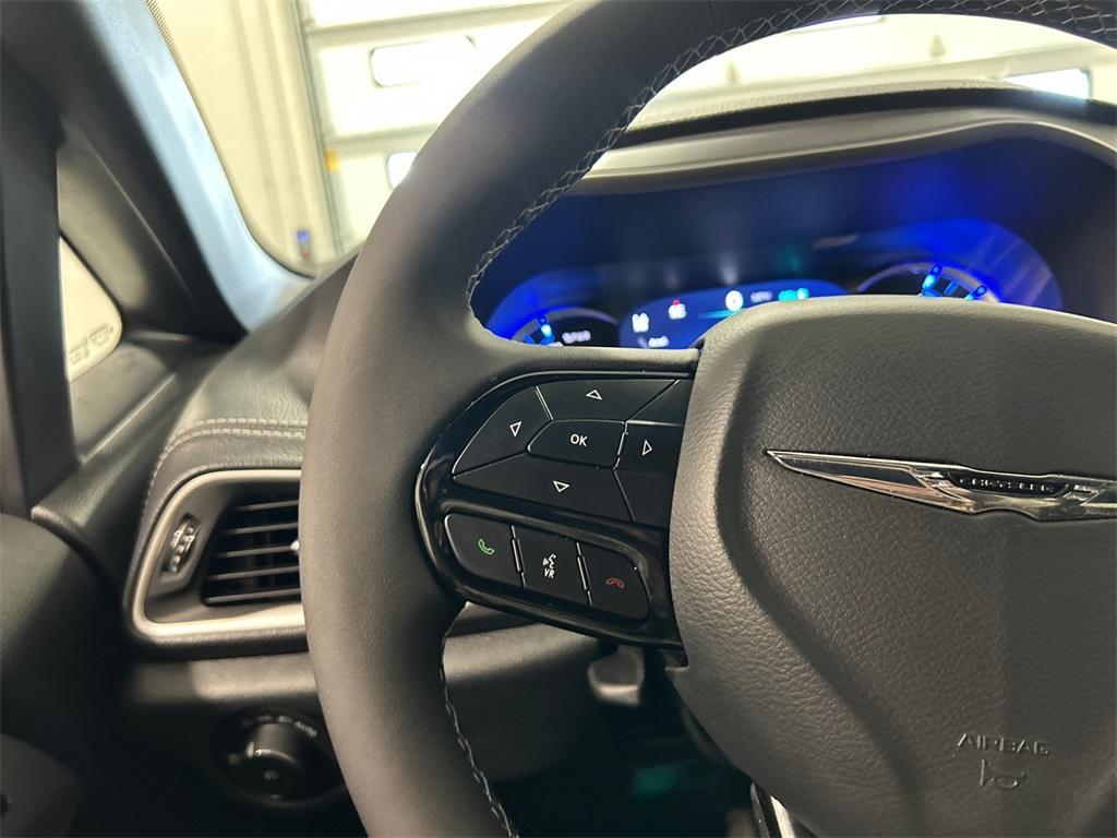 used 2024 Chrysler Pacifica Hybrid car, priced at $38,750