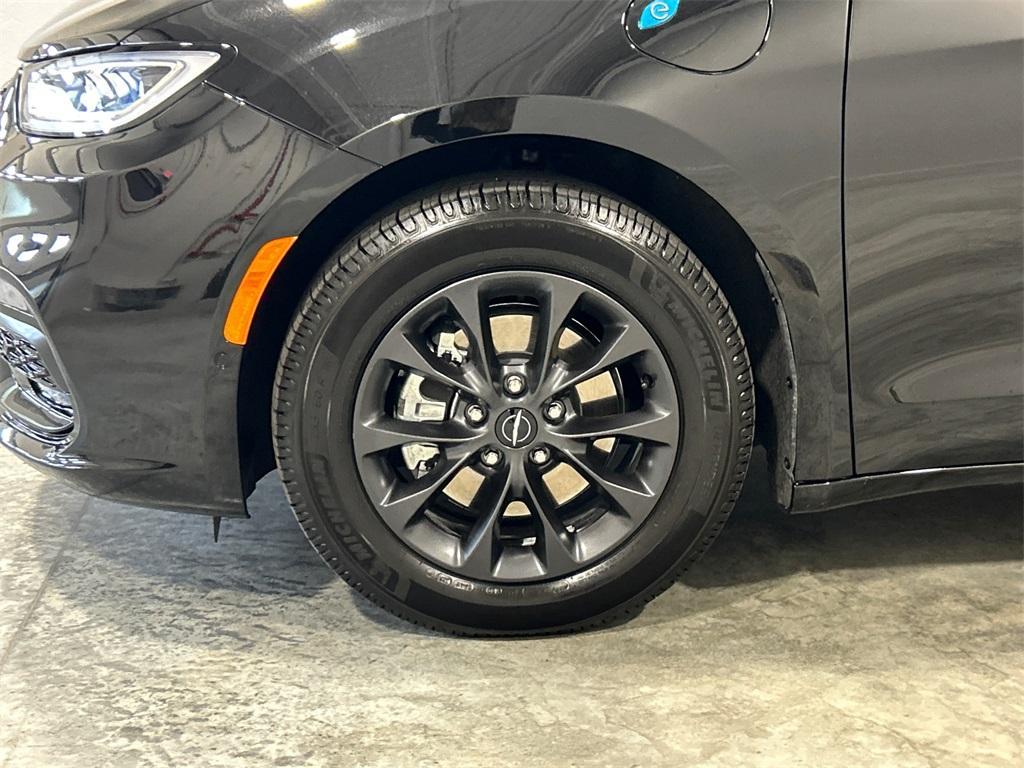 used 2024 Chrysler Pacifica Hybrid car, priced at $38,750