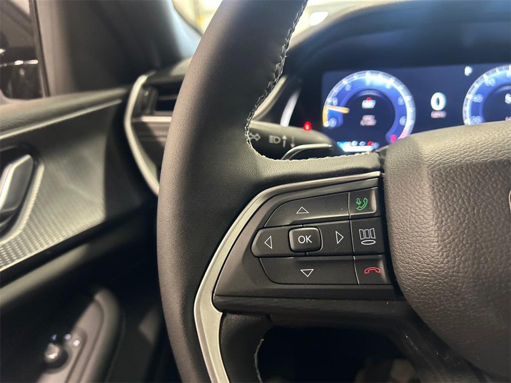 new 2025 Jeep Grand Cherokee car, priced at $33,081