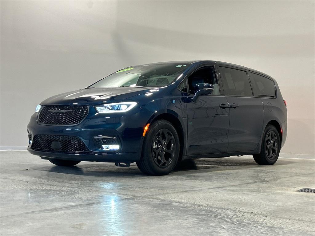 used 2022 Chrysler Pacifica Hybrid car, priced at $37,650