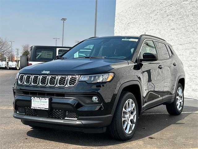 new 2024 Jeep Compass car, priced at $34,276