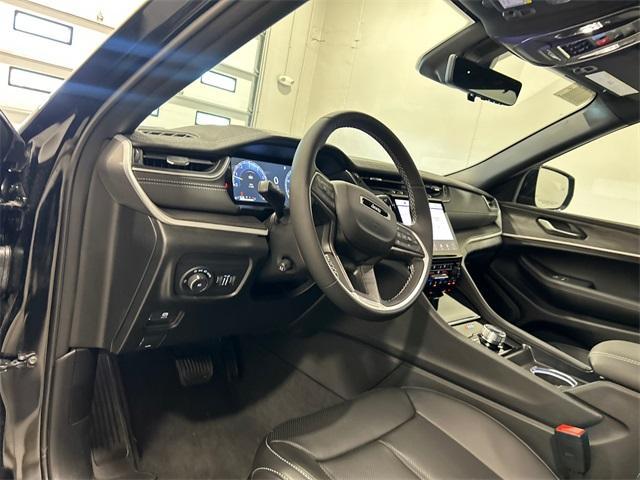 new 2025 Jeep Grand Cherokee car, priced at $51,860