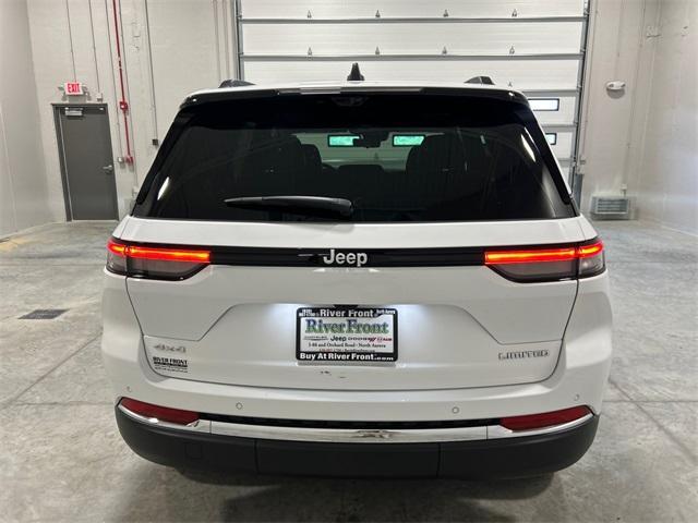 new 2025 Jeep Grand Cherokee car, priced at $51,351