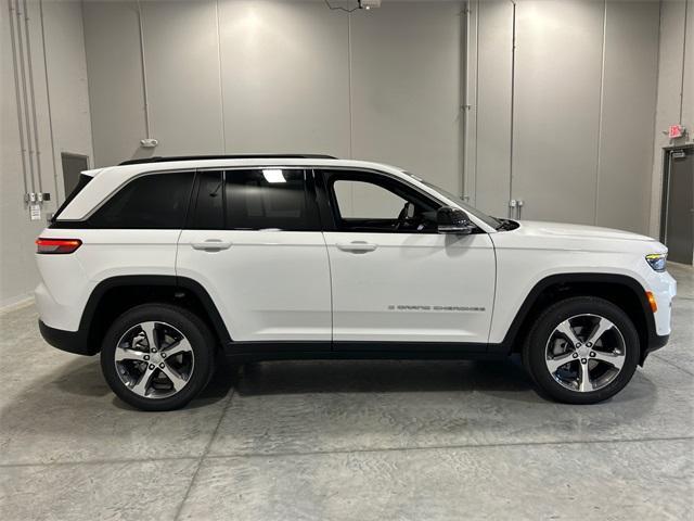 new 2025 Jeep Grand Cherokee car, priced at $51,351