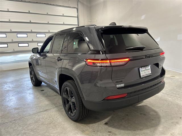 new 2025 Jeep Grand Cherokee car, priced at $44,769
