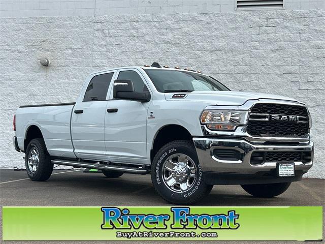 new 2024 Ram 3500 car, priced at $68,706