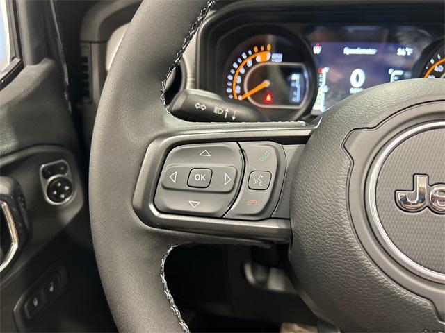 new 2025 Jeep Wrangler car, priced at $49,734