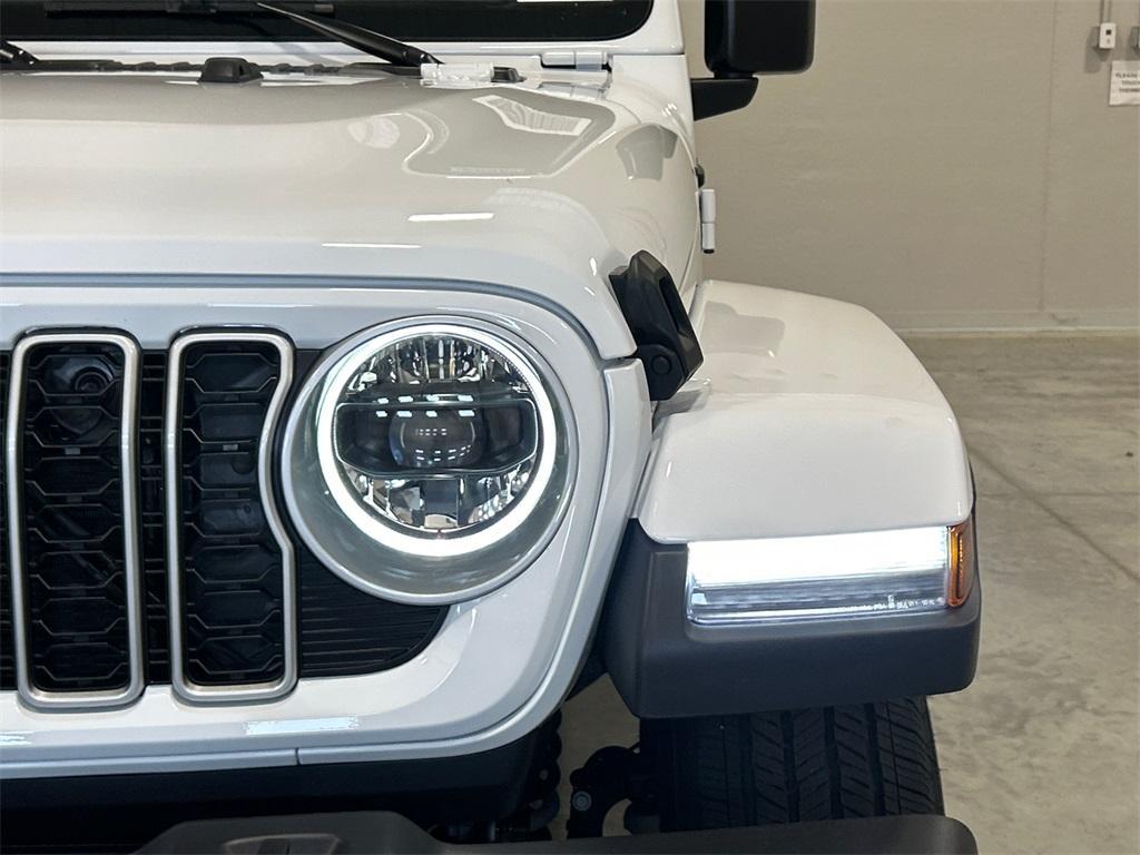 new 2025 Jeep Wrangler car, priced at $51,357