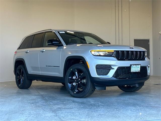 new 2025 Jeep Grand Cherokee car, priced at $38,324