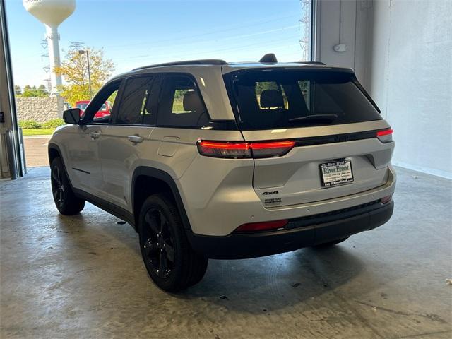 new 2025 Jeep Grand Cherokee car, priced at $38,324