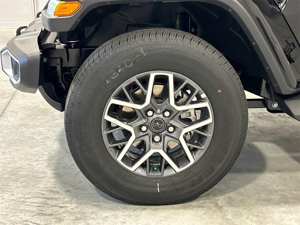 new 2025 Jeep Wrangler car, priced at $53,625