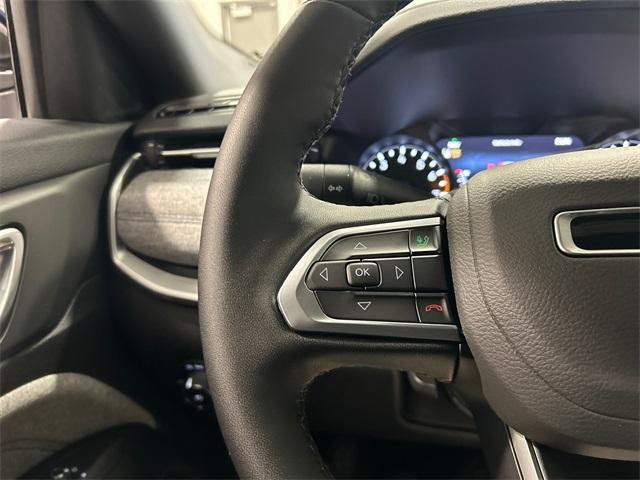 new 2025 Jeep Compass car, priced at $30,172