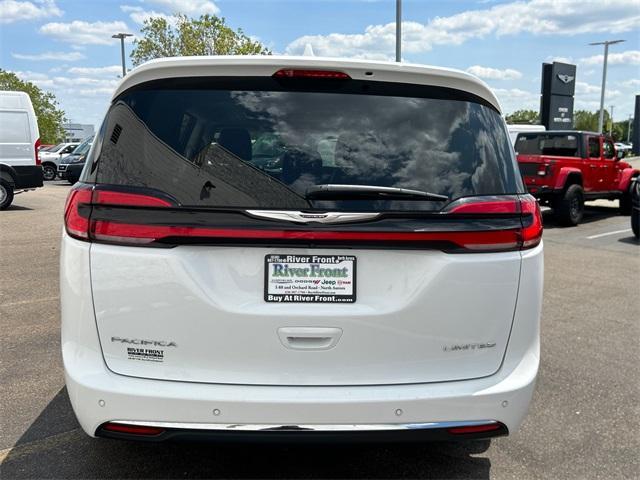 used 2022 Chrysler Pacifica car, priced at $27,950