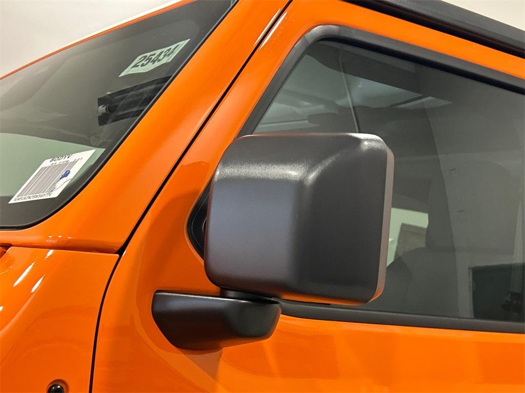 new 2025 Jeep Wrangler car, priced at $48,427