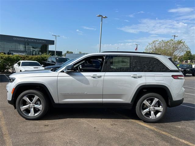 new 2024 Jeep Grand Cherokee car, priced at $49,599