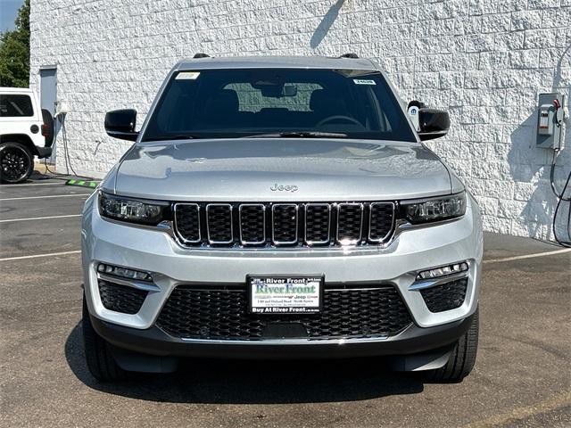 new 2024 Jeep Grand Cherokee car, priced at $49,599