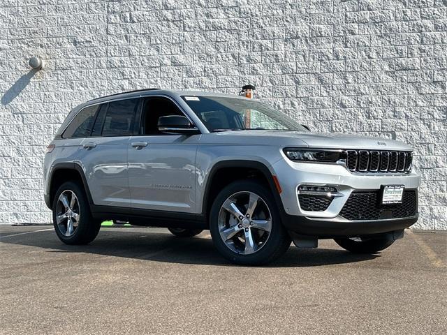 new 2024 Jeep Grand Cherokee car, priced at $49,599