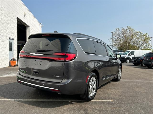 used 2023 Chrysler Pacifica car, priced at $40,450