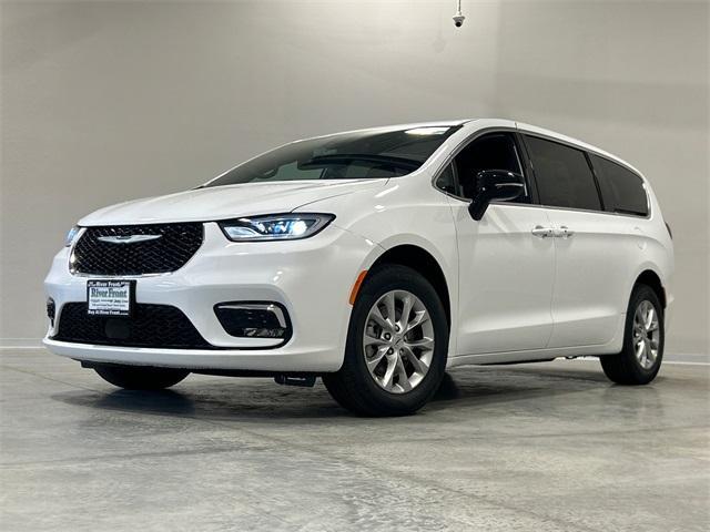 new 2025 Chrysler Pacifica car, priced at $42,339