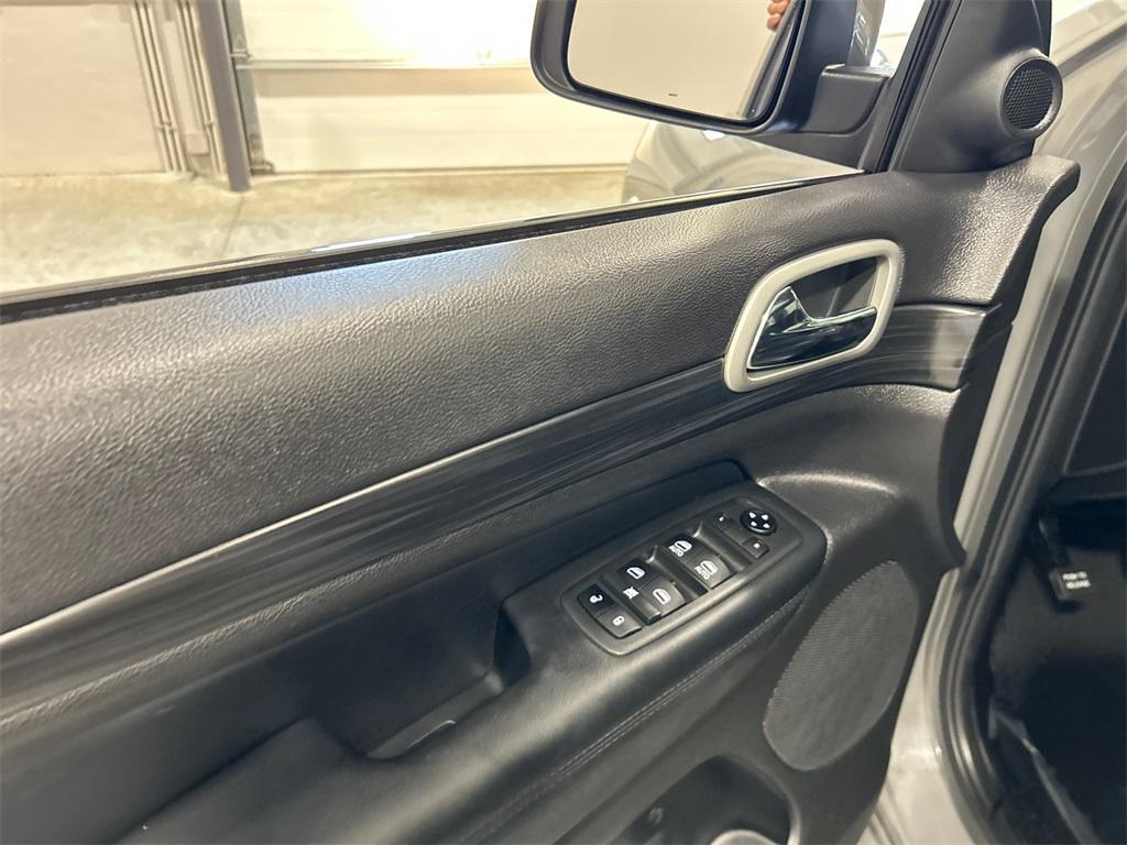 used 2021 Jeep Grand Cherokee car, priced at $31,450