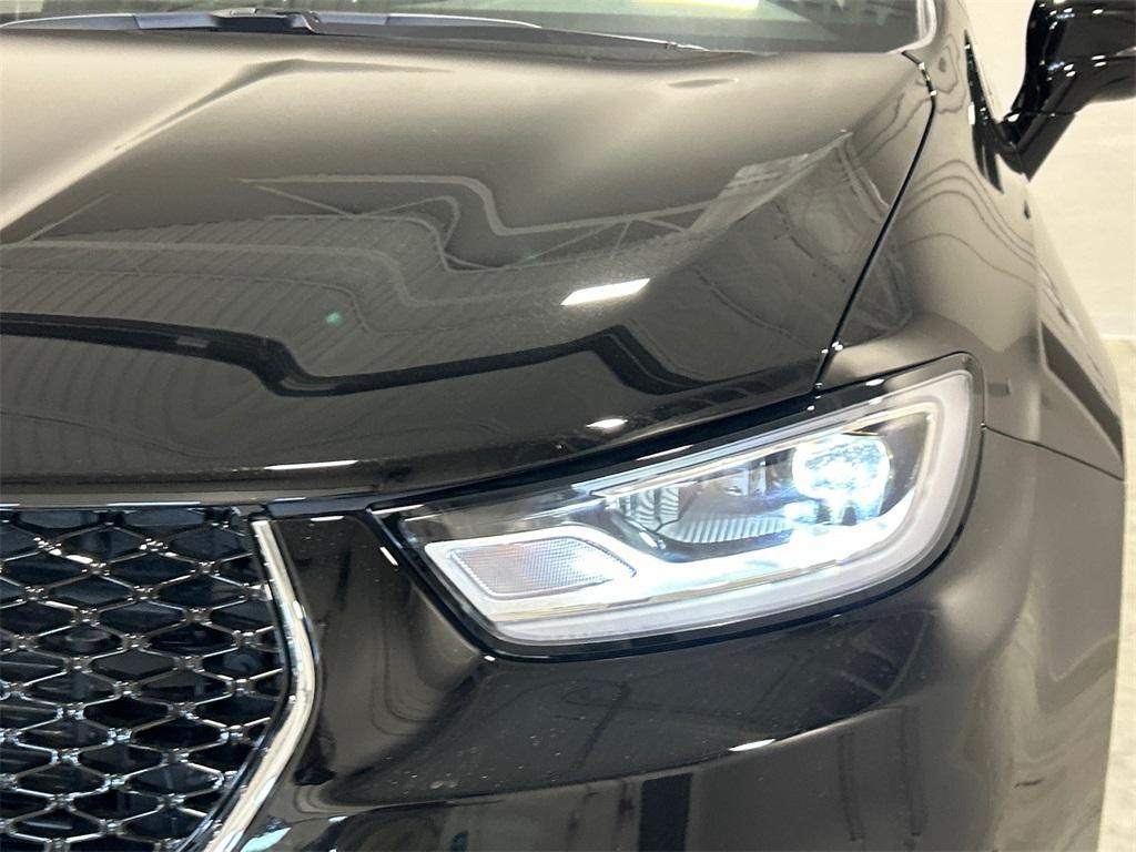 new 2025 Chrysler Pacifica car, priced at $41,422