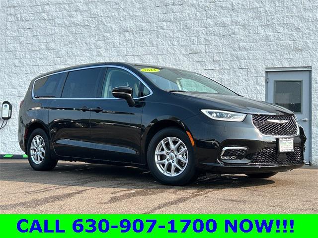 used 2023 Chrysler Pacifica car, priced at $32,250