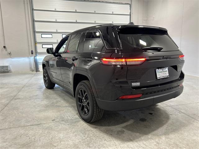 new 2025 Jeep Grand Cherokee car, priced at $41,751