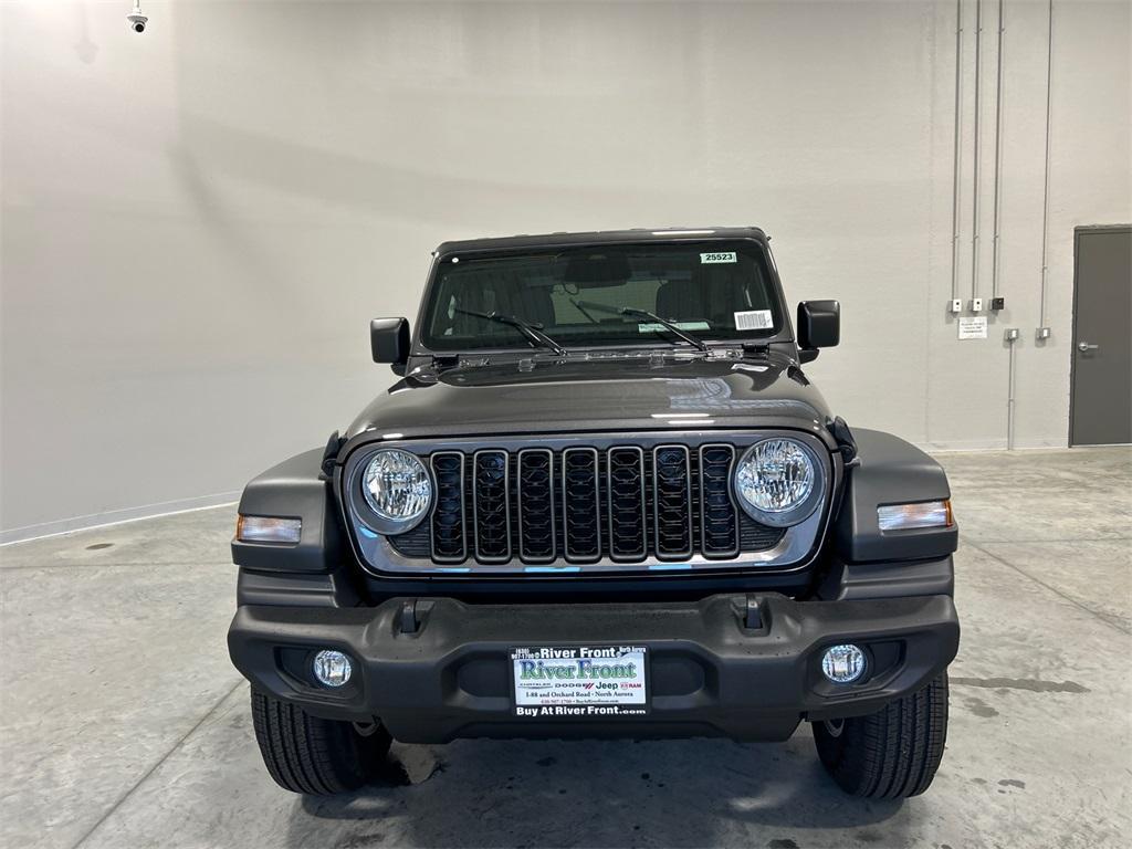 new 2025 Jeep Wrangler car, priced at $40,750