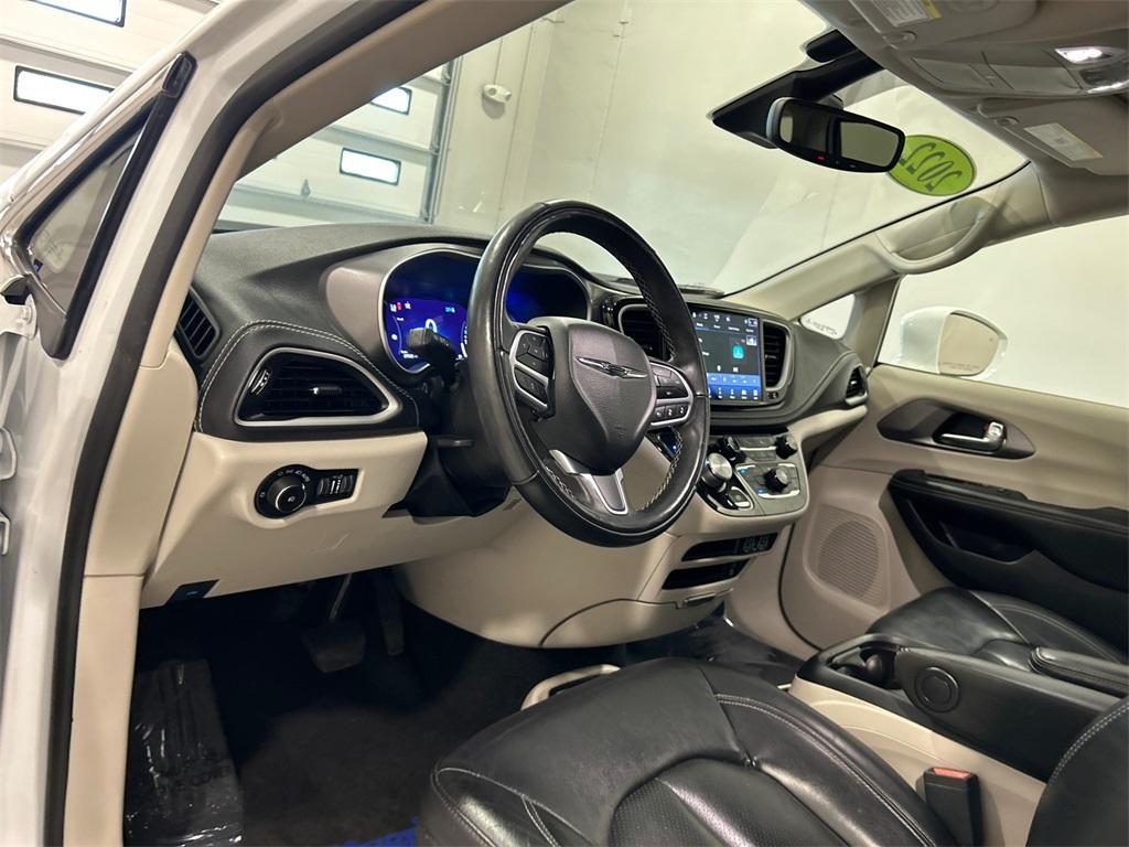 used 2022 Chrysler Pacifica Hybrid car, priced at $32,950