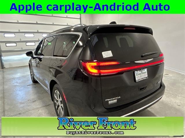 new 2025 Chrysler Pacifica Hybrid car, priced at $47,640