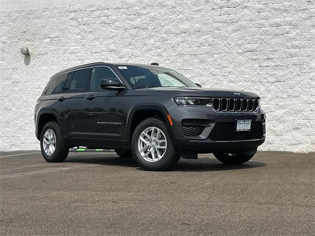 new 2024 Jeep Grand Cherokee car, priced at $37,775