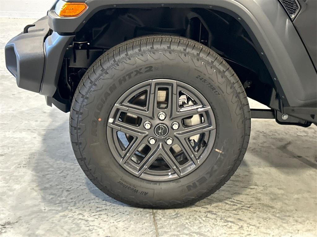 new 2025 Jeep Wrangler car, priced at $48,912