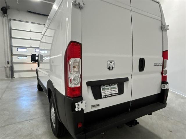 new 2025 Ram ProMaster 2500 car, priced at $49,458