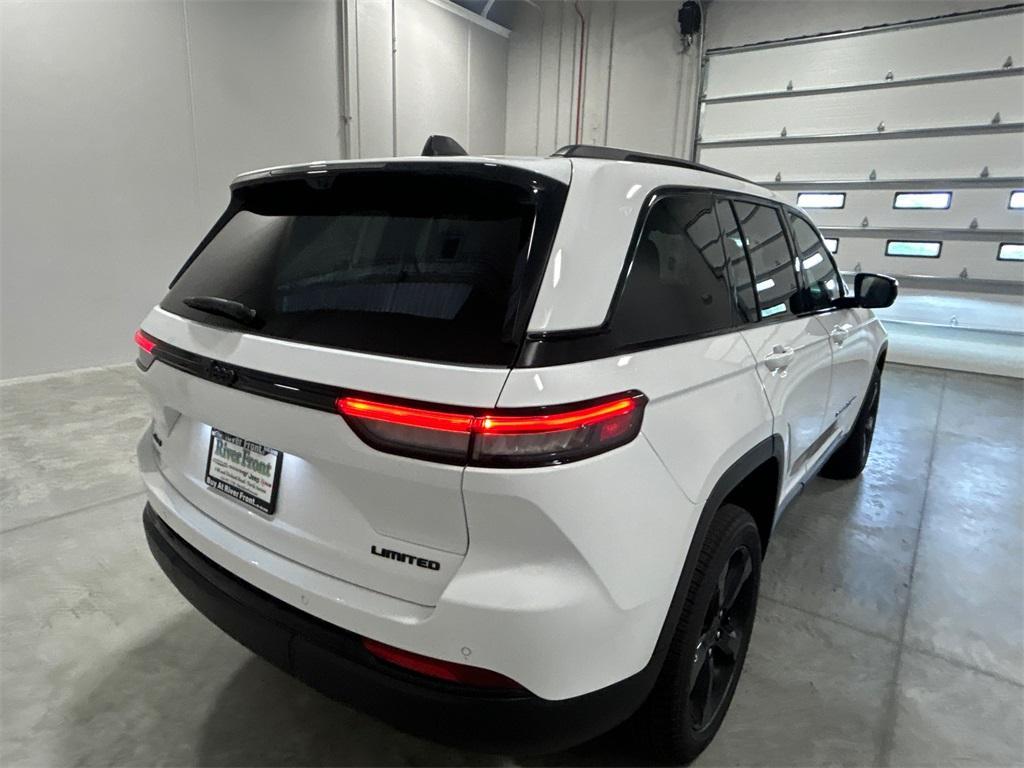 new 2025 Jeep Grand Cherokee car, priced at $49,335
