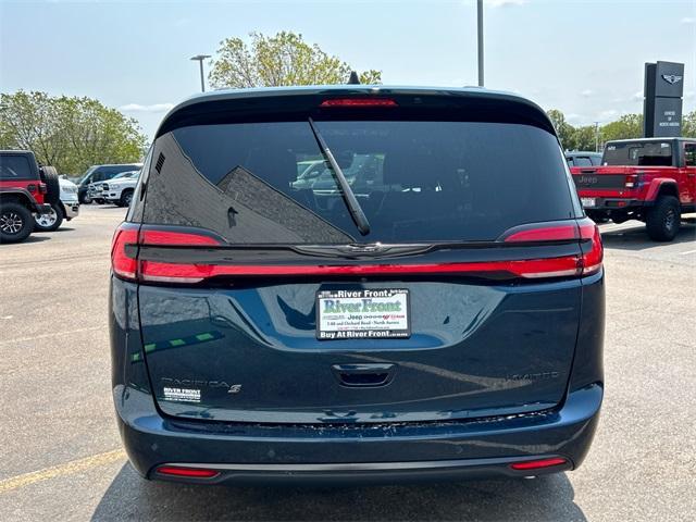 used 2023 Chrysler Pacifica car, priced at $41,450