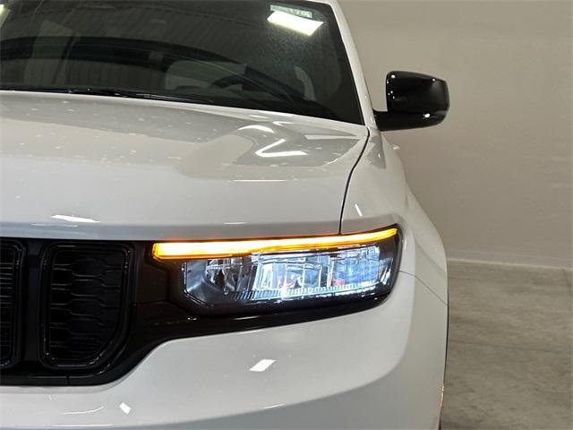 new 2025 Jeep Grand Cherokee L car, priced at $44,581