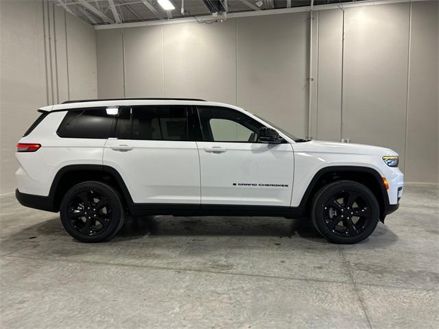 new 2025 Jeep Grand Cherokee L car, priced at $44,581